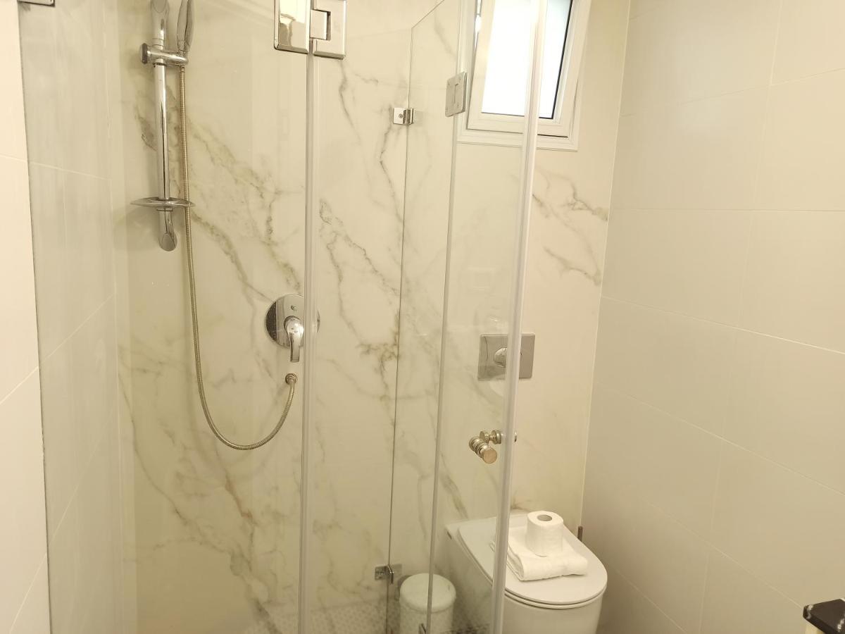 Boutique 22 Guest Rooms Haifa Buitenkant foto