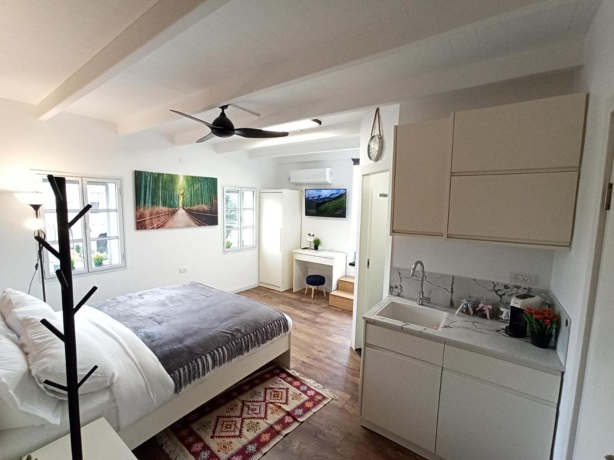 Boutique 22 Guest Rooms Haifa Buitenkant foto