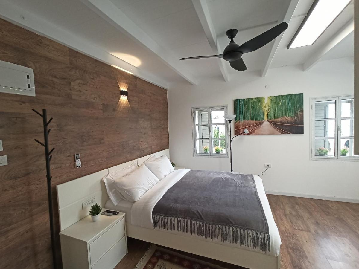 Boutique 22 Guest Rooms Haifa Buitenkant foto